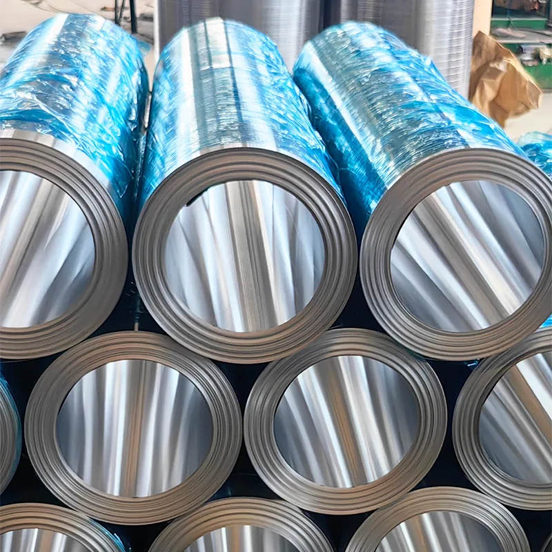 Isolerade aluminiumspolar